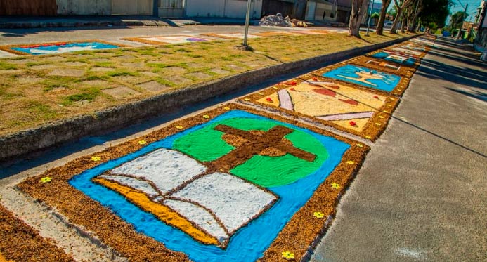 Corpus Christi em Linhares terá celebrações paroquiais e tradicionais tapetes nesta quinta-feira