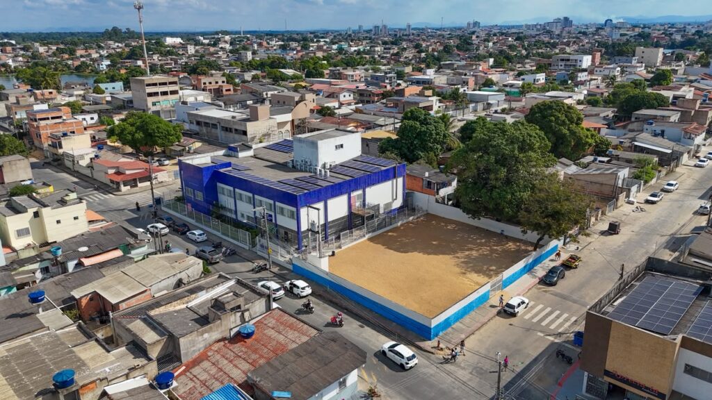 Prefeitura de Linhares intensifica manutenção em escolas da rede municipal no recesso escolar