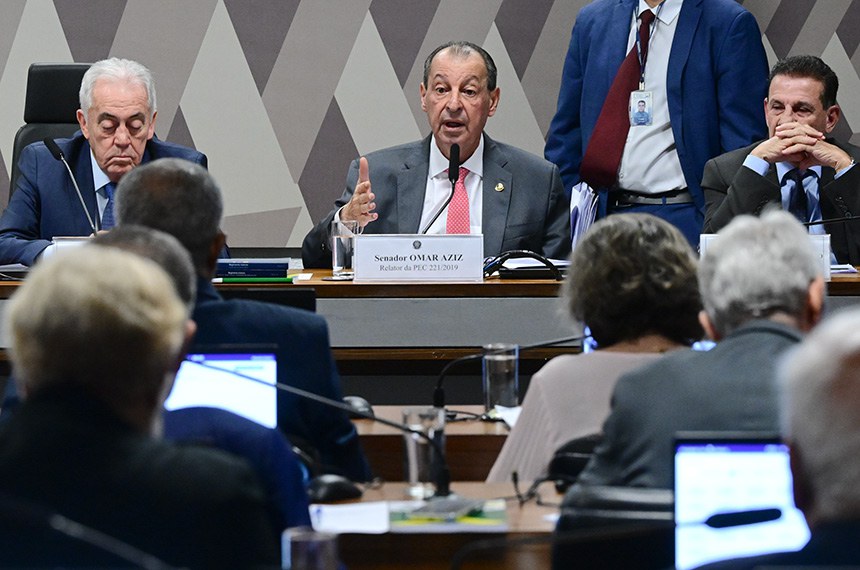 Senado avança com fim da escala 6×1; PEC que reduz jornada vai ao plenário